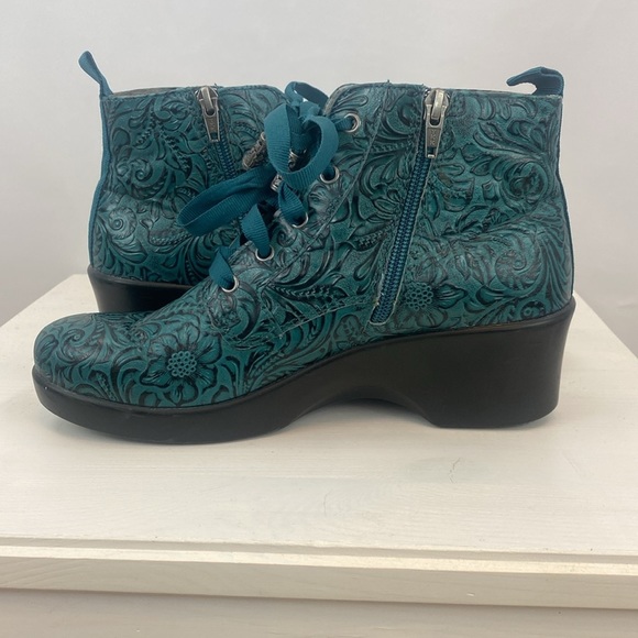 Alegria Wedge Boots Eliza Teal Tooled Ankle Leather Boots - Picture 2 of 11